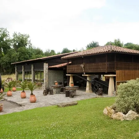 El Foyu Hotel