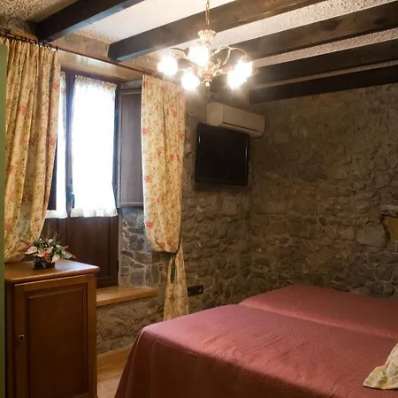 El Foyu Hotel